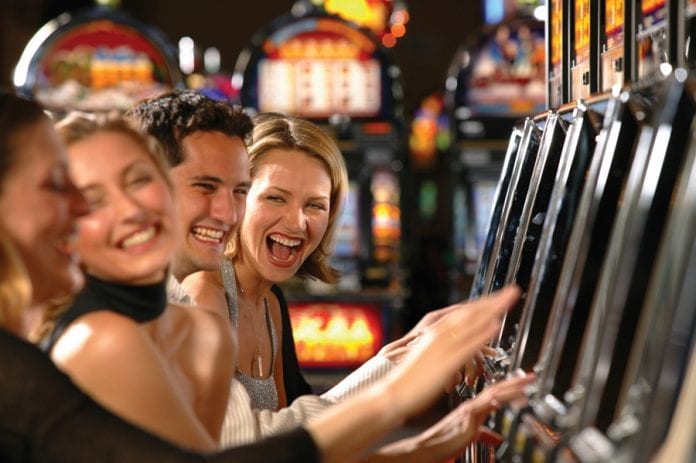 How to Play Slot Machines - 2022 Beginners Guide - Opptrends 2022